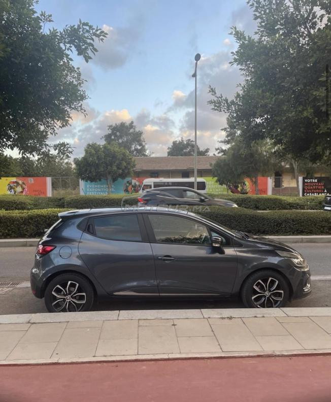 À vendre Renault Clio 2021 Très bon état 
