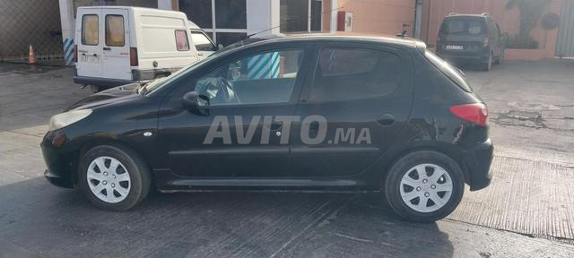 Peugeot 206 Diesel Manuelle 2011 à Agadir - 2