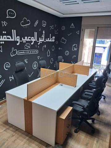 مكتب 🏢 محطة عمل 2 إلى 4 أماكن 💼