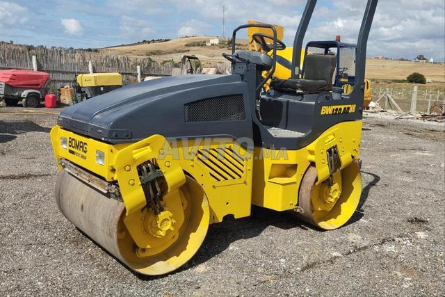 Compacteur Bomag 3 tonnes modèle 2006 - 2