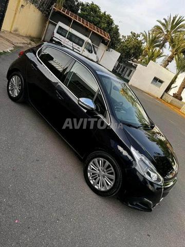 Peugeot 208 Diesel - 2