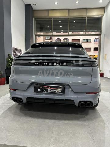 Porsche Cayenne coupé hybrid 2024