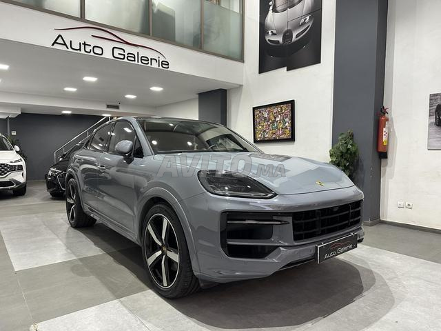 Porsche Cayenne coupé hybrid 2024