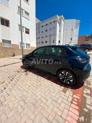 Peugeot 208 Diesel Manuelle 2026 à Fès - 2