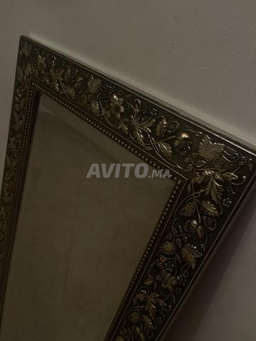 مرايا للبيع - 2