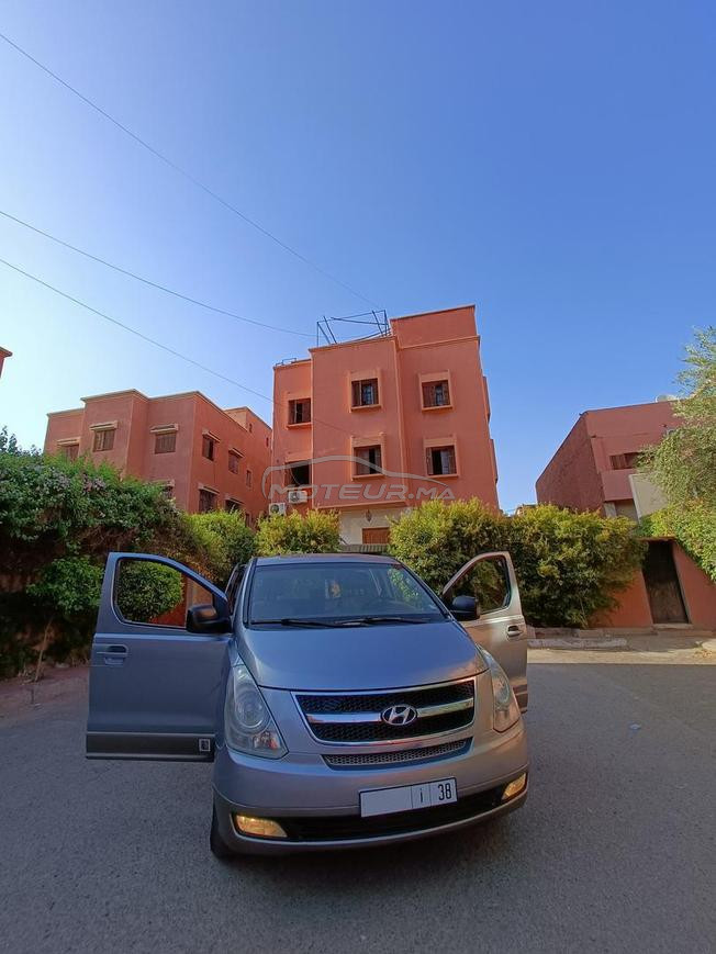 Hyundai H1 