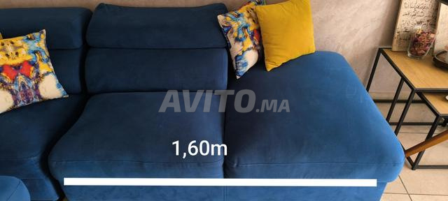 Canapé en très bon état, tissu anti tache - 2