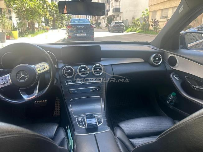 Mercedes-Benz 220 Diesel Automatique 2018 à Salé