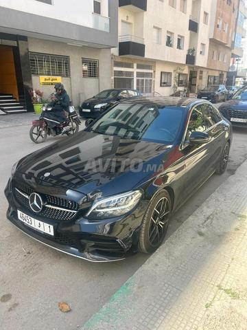 Mercedes-Benz 220 Diesel Automatique 2018 à Salé