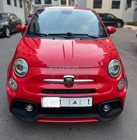 Abarth 595 modèle 2018. 64000km - 2