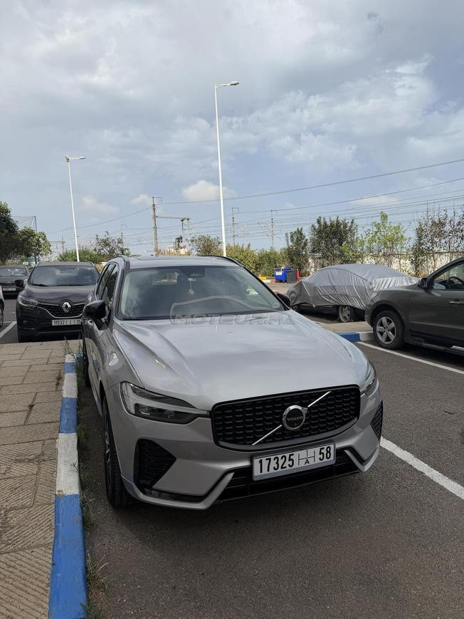 Volvo XC60 B4 Diesel Plus Dark 1ère main