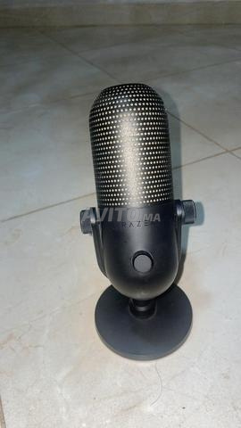 ميكروفون Razer Seiren V3 Chroma للبيع - 2