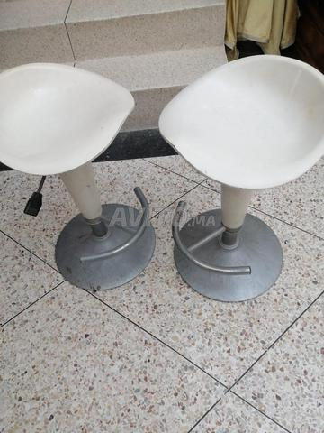 2 tabourets