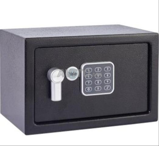 COFFRE FORT YALE STANDARD AVEC ALARME 200 MM