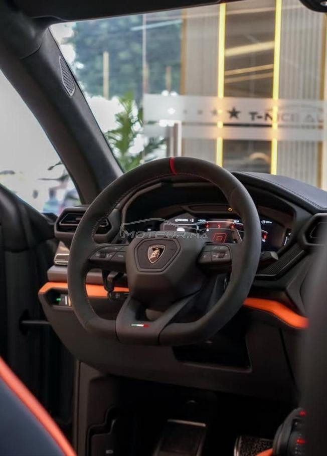 Lamborghini Ures SE 