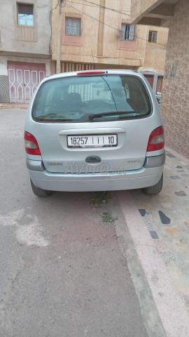 رونو سينيك 2002
