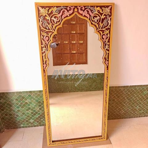 Cadre de miroir Sculpté avec Zwa9