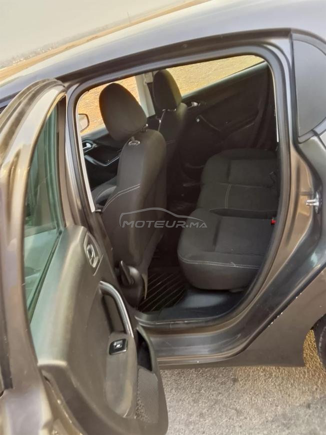 Peugeot 208 Diesel Manuelle 2018 à Sidi Kacem