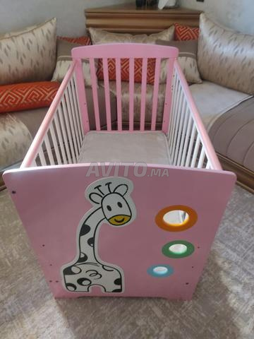 Lit pour bébé en bon état - 2