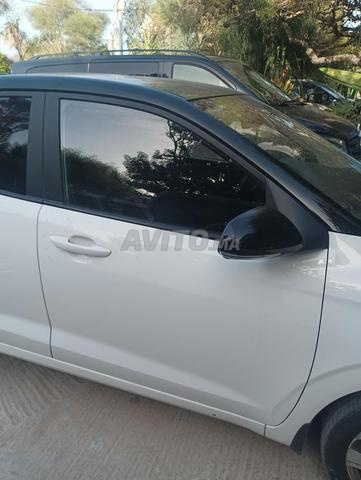 Voiture Hyundai i10 - 2