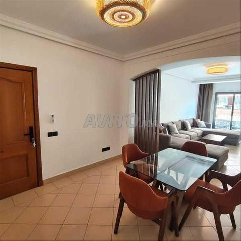 207160-شقة للإيجار بـ 12500 درهم في جليز