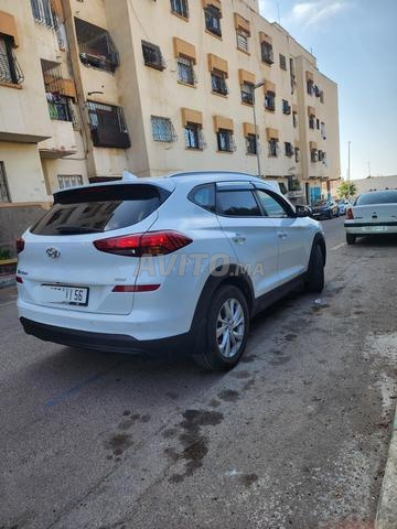 Hyundai Tucson - 2
