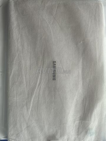 tablette samsung A8 - 2