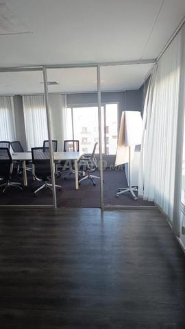 Plateau de bureau à vendre ou à louer - 2