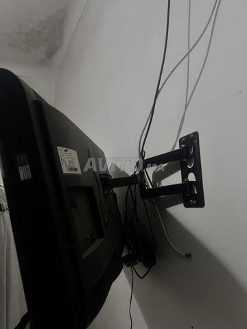 تلفزيون سامسونج 32 بوصة مع حامل - 2