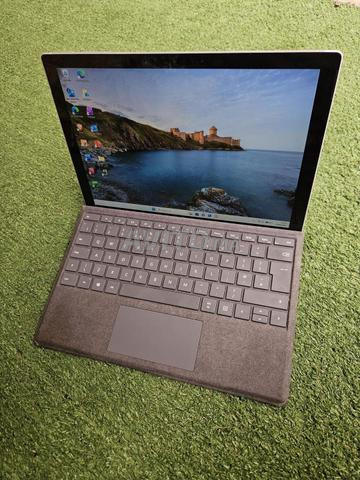 لابتوب سيرفس برو 7 [الجيل العاشر i7] يعمل باللمس - 2