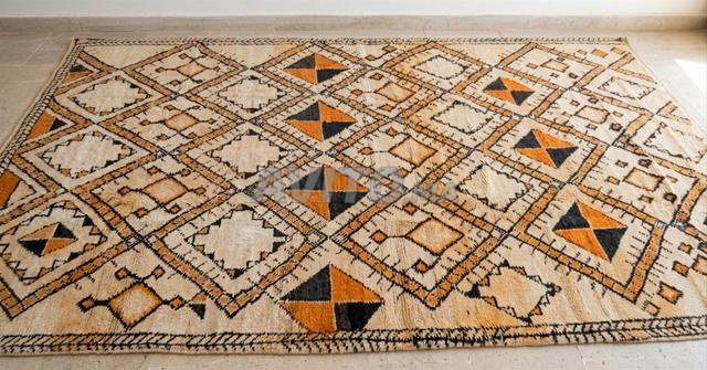 سجادة تقليدية كبيرة بني وراين
