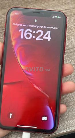 آيفون XR (128 جيجا)