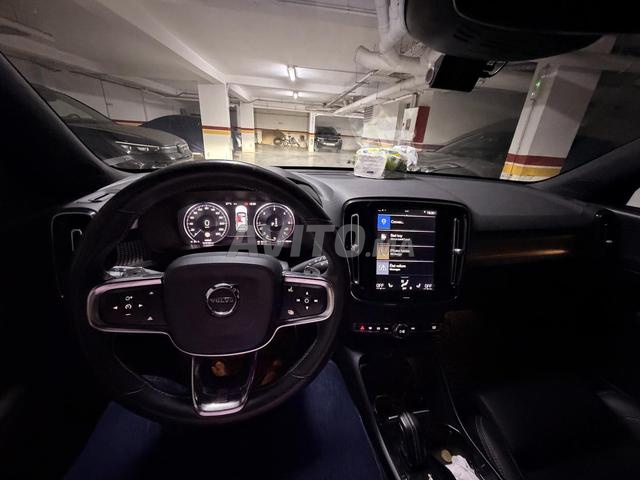 فولفو XC40 آر-ديزاين - 2