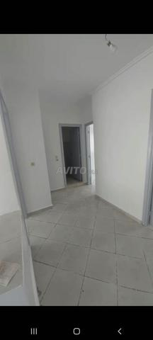Appartement à louer 65 m² à Casablanca - 2