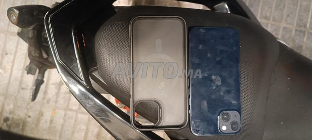 iPhone 13 propre 100% - 2