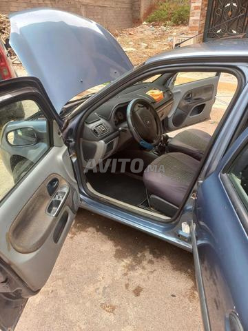 Renault Clio - 2