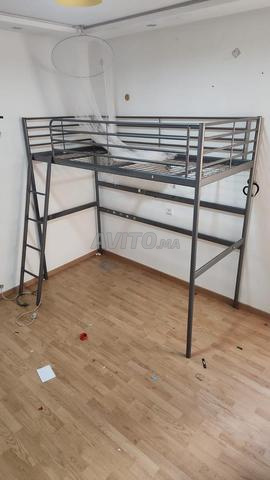 Lit et coiffeuse avec miroir led à vendre - 2