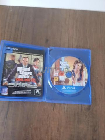 Disque GTA5 PS4 - 2