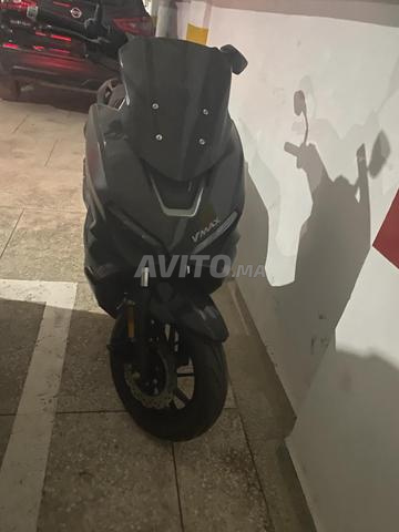 Moto V max 125 - 2