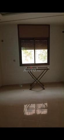 استوديو فارغ للإيجار