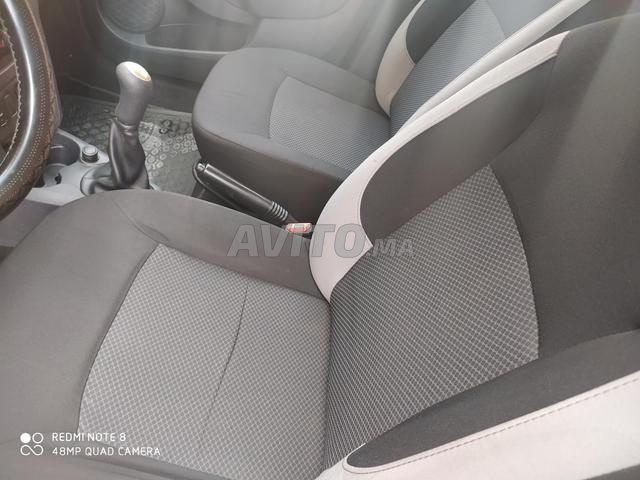 Dacia Sandero - 2