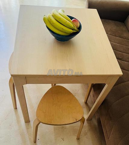 Table bois Ikea extensible et tabourets - 2