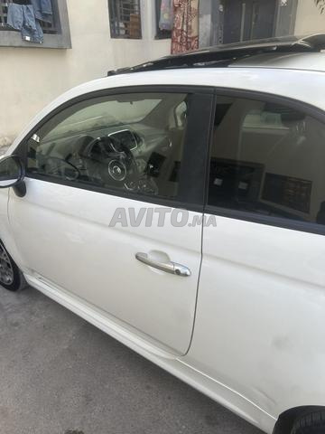 Voiture trempée non étant - 2