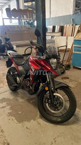 سوزوكي في ستروم 250SX - 2