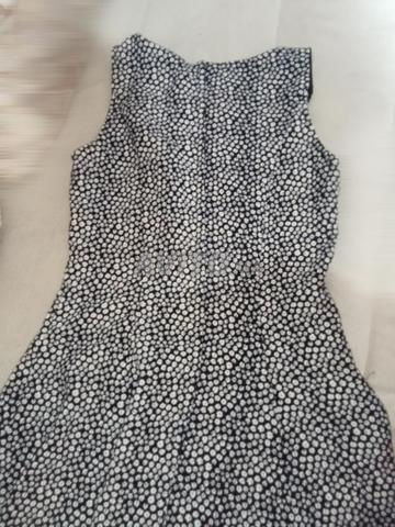 فستان H&M قصير بحالة جيدة جدا - 2