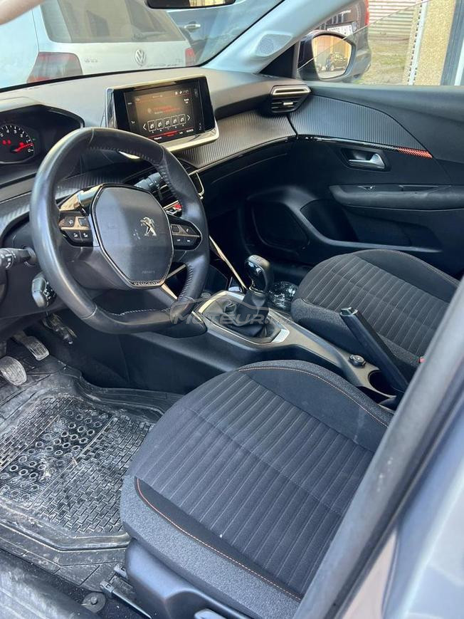 Peugeot 208 Diesel Manuelle 2023 à Casablanca
