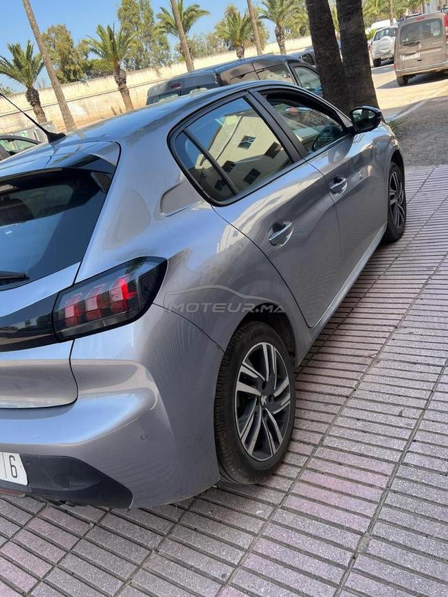 Peugeot 208 Diesel Manuelle 2023 à Casablanca