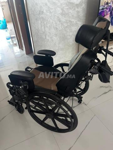 Fauteuil roulant médicalisé inclinable - 2