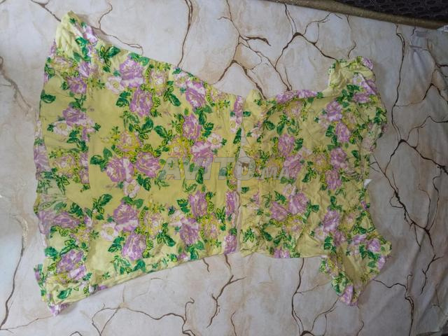 Chemise et jupe florale