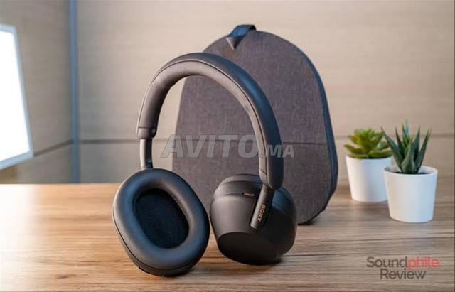 Sony WH-1000XM5